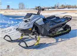 2026 Ski-doo Summit Adr W/ Edge Pkg 146 600r E-tec Powdermax Flexedge 2.5" Shot